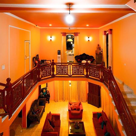 Frangipani Motel Galle Exterior photo